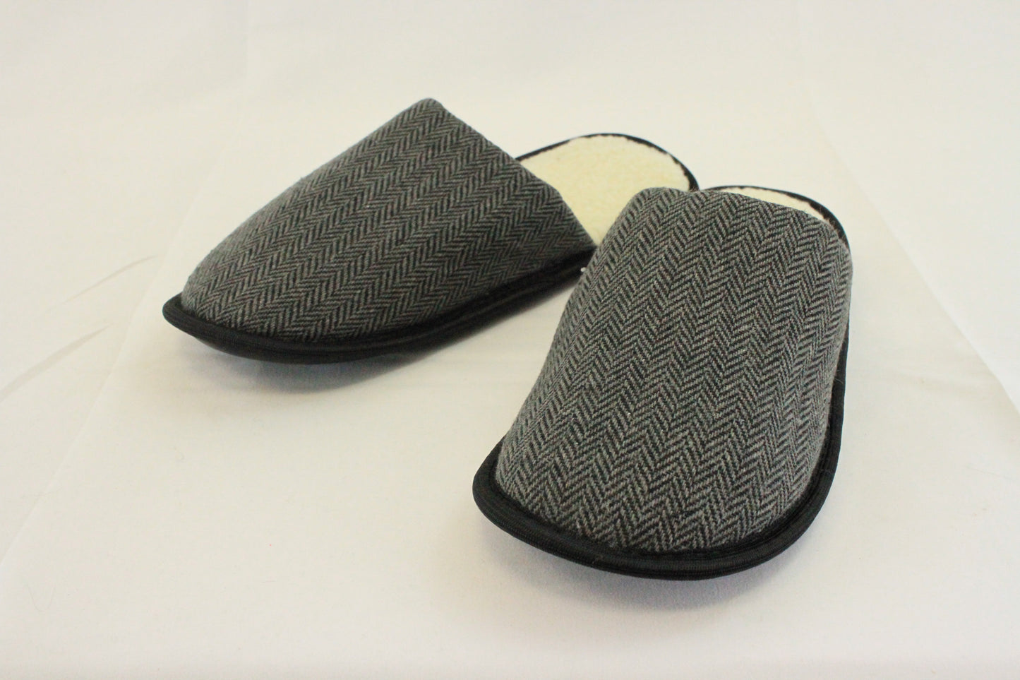 Chevron Fuzzy Slippers