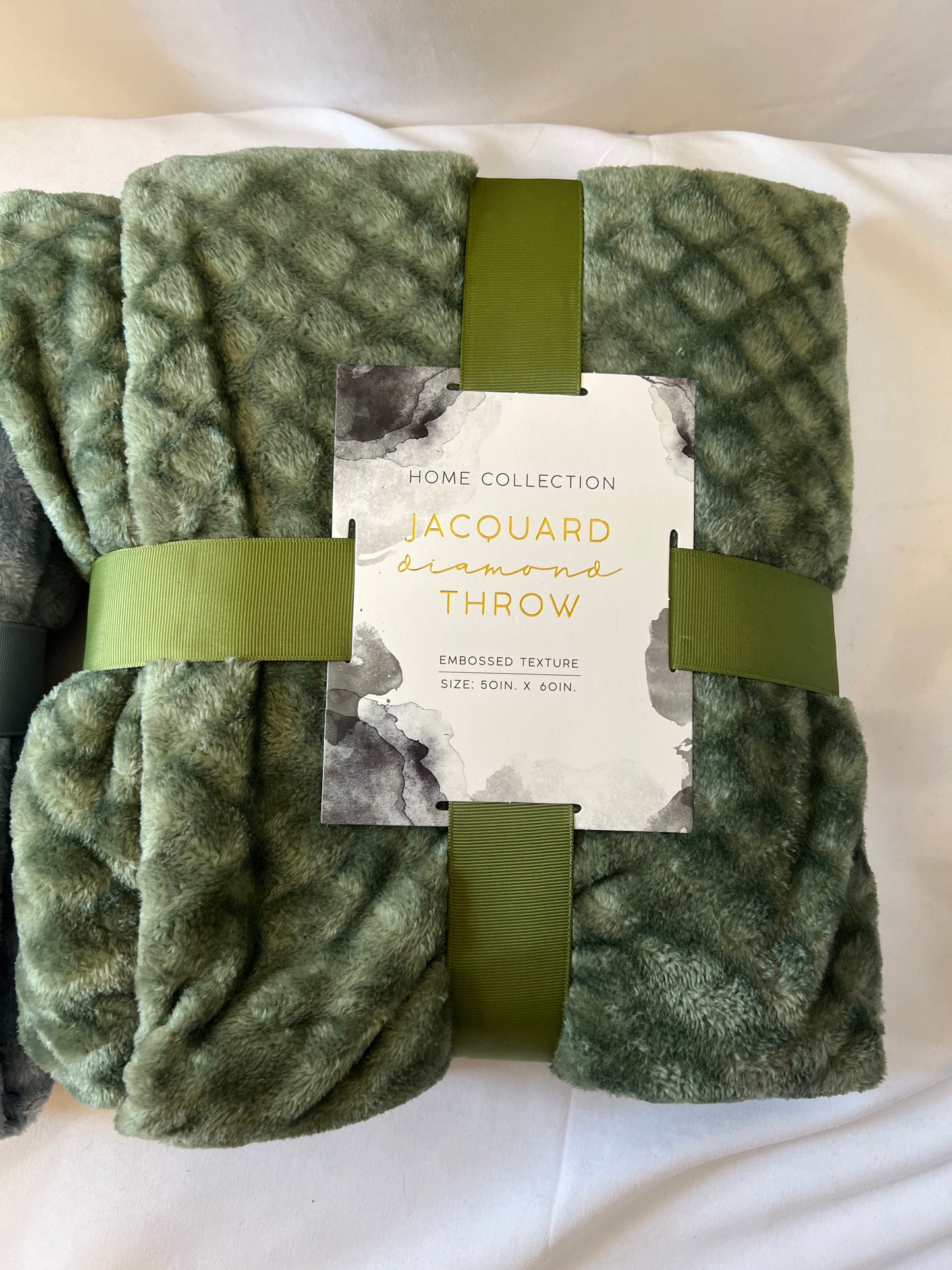 "Jacquard Diamond" Throw Blanket