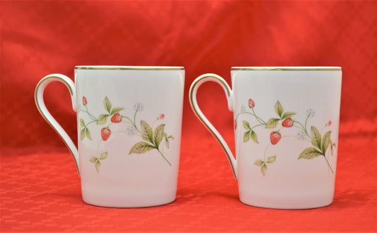 Christopher Stuart Bone China SET OF 2 "Strawberry FIelds" Mugs